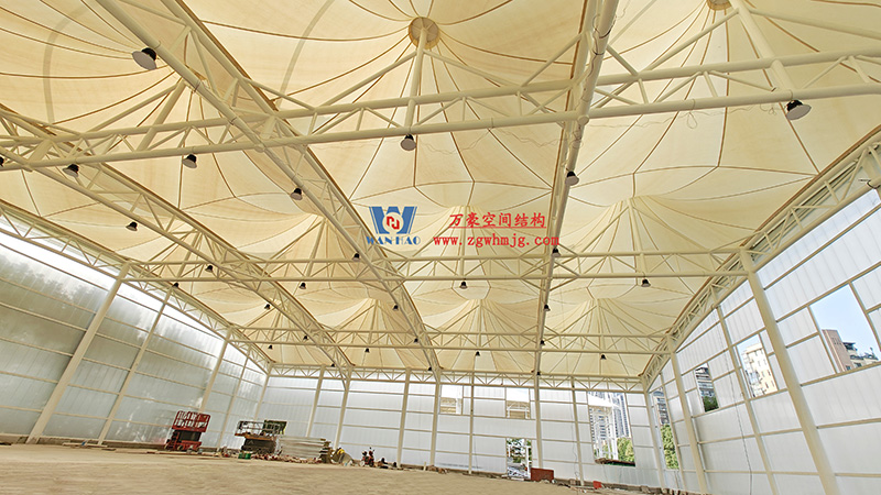 溫州惠民路西側綠地球場鋼膜結構工程完工