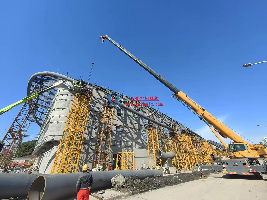 鋼結構雙曲網(wǎng)殼的結構韻律美感