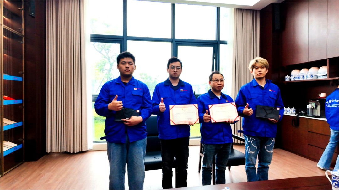 浙江萬豪空間結(jié)構(gòu)集團(tuán)有限公司隆重舉行“匠心傳承·共筑未來”師徒大會(huì)! 浙江萬豪空間結(jié)構(gòu)集團(tuán)有限公司隆重舉行“匠心傳承·共筑未來”師徒大會(huì)!