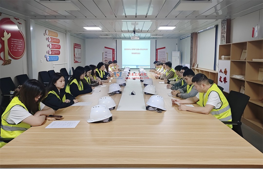 標(biāo)桿引領(lǐng)，智啟未來(lái)——萬(wàn)豪集團(tuán)營(yíng)銷、設(shè)計(jì)與技術(shù)骨干共赴無(wú)錫奧體中心，現(xiàn)場(chǎng)觀摩學(xué)習(xí)解鎖“創(chuàng)新密碼”