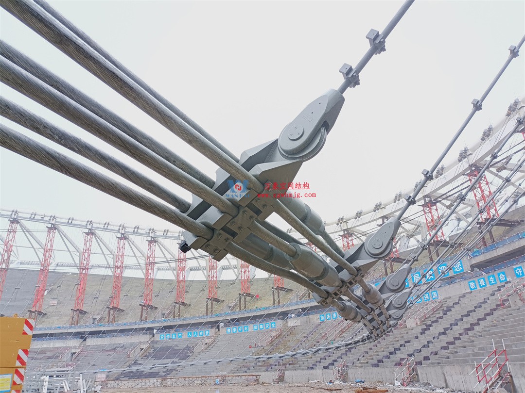 標(biāo)桿引領(lǐng)，智啟未來(lái)——萬(wàn)豪集團(tuán)營(yíng)銷、設(shè)計(jì)與技術(shù)骨干共赴無(wú)錫奧體中心，現(xiàn)場(chǎng)觀摩學(xué)習(xí)解鎖“創(chuàng)新密碼”