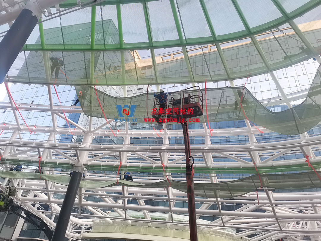 ETFE膜材有什么優(yōu)點?ETFE膜結構有哪些分類? ETFE膜材有什么優(yōu)點?ETFE膜結構有哪些分類?