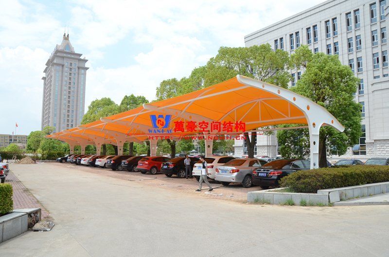 汽車(chē)停車(chē)棚