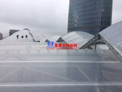 膜結(jié)構(gòu)膜材中ETFE膜與PTFE膜哪個好？分別有什么特點？