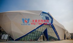 膜結(jié)構(gòu)建筑有哪幾種類型？各類膜結(jié)構(gòu)建筑分別有哪些優(yōu)缺點(diǎn)？